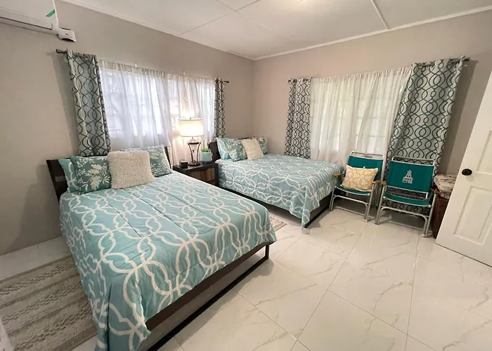 Elizabeth Retreat - Island Time